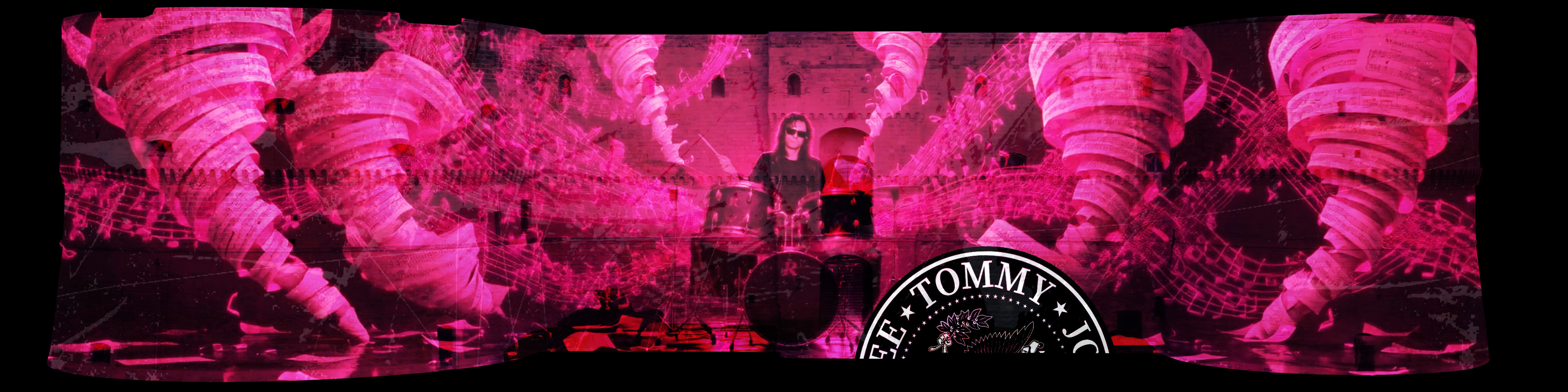 Tommy Ramone alla batteria tra tornado di note e frammenti
